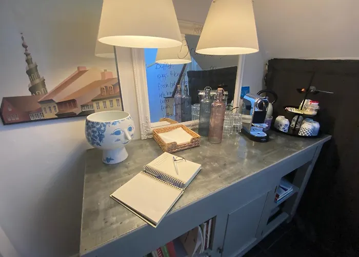 Comfortable Large Room King S Bed Near Cph Centre